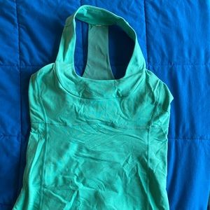 Lululemon teal top